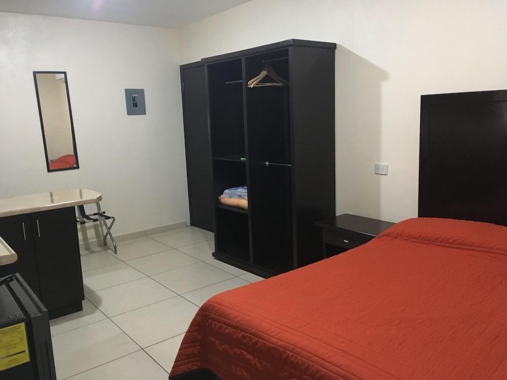 Hgen Rooms & Suites 洛斯莫奇斯 外观 照片